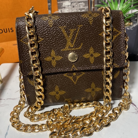 Louis Vuitton Handbags - Authentic Louis Vuitton Monogram Wallet